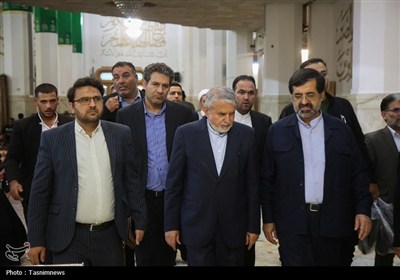تشرف وزیر میراث فرهنگی به حرم حضرت معصومه(س)