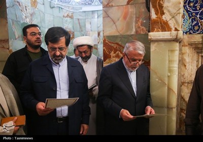 تشرف وزیر میراث فرهنگی به حرم حضرت معصومه(س)