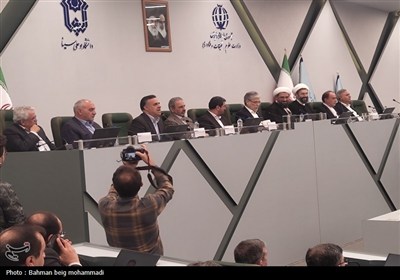نود و نهمین اجلاس رؤسای دانشگاه‌ها , رونمایی از تندیس دکتر اکبر اعتماد