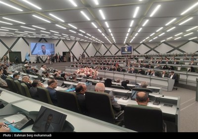 نود و نهمین اجلاس رؤسای دانشگاه‌ها , رونمایی از تندیس دکتر اکبر اعتماد
