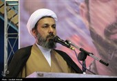 دشمن همیشه از بیبصیرتی جوامع سوءاستفاده میکند