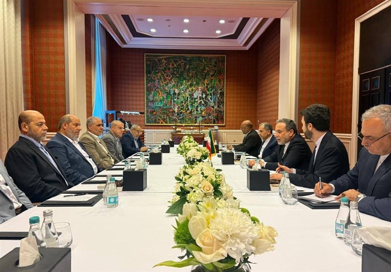 Araqchi Renews Iran’s Support for Palestine in Meeting with Hamas Leader