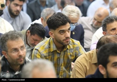 حضور گسترده مردم انقلابی در نماز سیاسی‌ ـ عبادی جمعه اردبیل