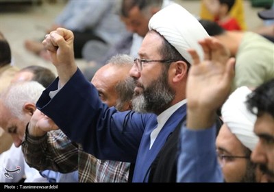 حضور گسترده مردم انقلابی در نماز سیاسی‌ ـ عبادی جمعه اردبیل