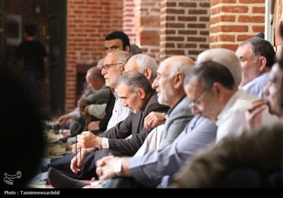 حضور گسترده مردم انقلابی در نماز سیاسی‌ ـ عبادی جمعه اردبیل