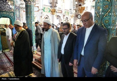 نماز جمعه وحدت در کرمانشاه- عکس صفحه استان تسنیم