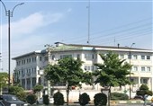 فرونشست 70 سانتی در ساختمان فرمانداری بابل/ فرهنگیان اعتراض کردند!