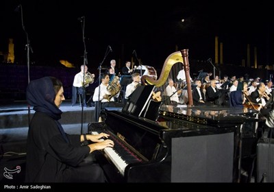 ارکستر فیلارمونیک ارمنستان در مجموعه جهانی تخت جمشید