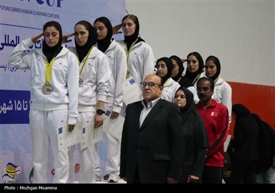 پایان رقابت‌های بین‌المللی بدمینتون جام کاسپین در گیلان
