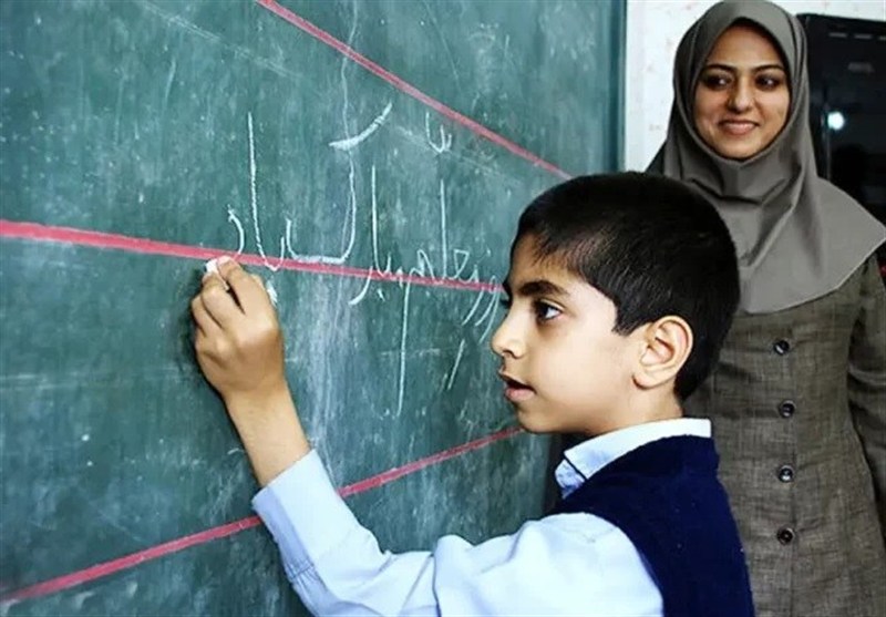 چالش «30 ساله‌ها» در دانشگاه فرهنگیان / بررسی 8 اشکال جدی
