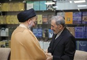 السید الحکیم یلتقی ولایتی.. تأکید على ضرورة التضامن لمواجهة مخططات الکیان الصهیونی فی المنطقة