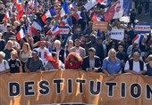 Protesters in Paris Demand Macron’s Resignation