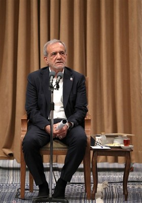 دیدار رئیس‌جمهور و اعضای هیئت دولت با مقام معظم رهبری