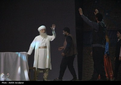&#171;از تبار باران&#187;؛ نمایش باشکوه در کنگره ملی 8000 شهید گیلان