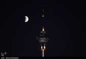 Blood Moon Mesmerizes Tehran Sky During Lunar Eclipse
