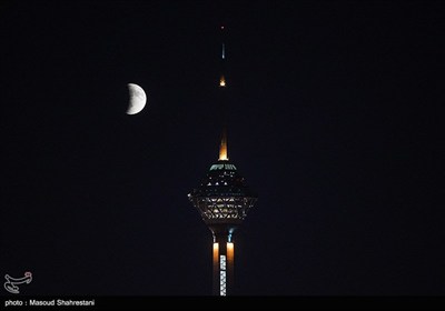 ماه‌گرفتگی در آسمان تهران
