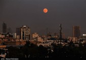 Blood Moon Mesmerizes Tehran Sky During Lunar Eclipse
