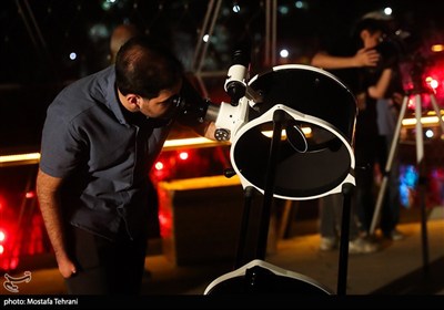 ماه‌گرفتگی در آسمان تهران