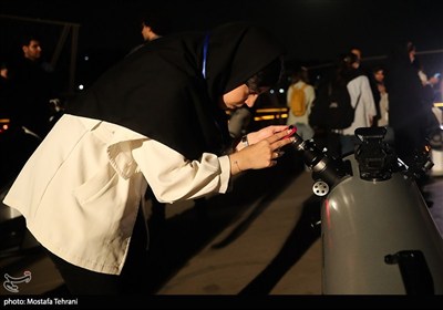 ماه‌گرفتگی در آسمان تهران