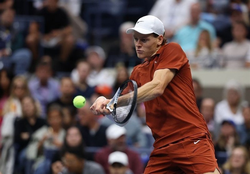 گلف بازی سینر پیش از فینال تورین + عکس