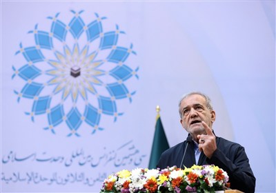Iran Committed to Muslim Unity, Opposes Division: President