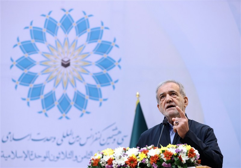Iran Committed to Muslim Unity, Opposes Division: President