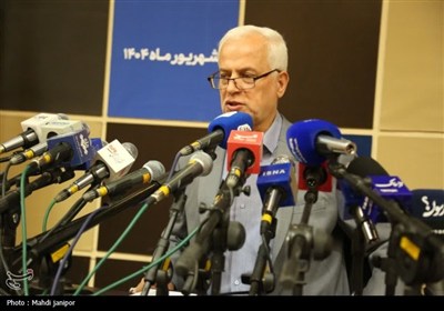 نشست خبری قاسم‌زاده