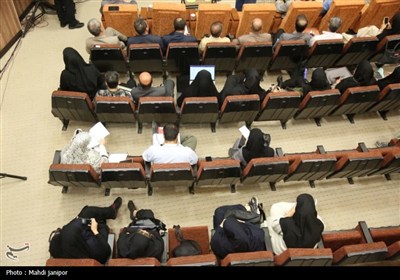 نشست خبری قاسم‌زاده
