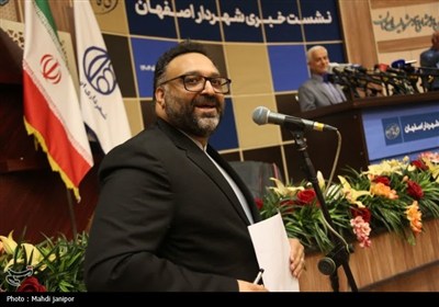 نشست خبری قاسم‌زاده