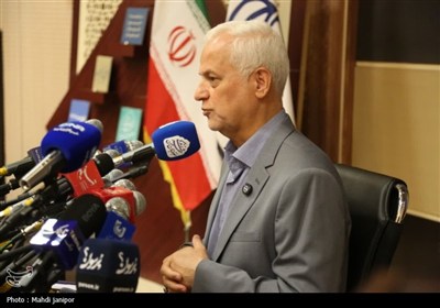 نشست خبری قاسم‌زاده