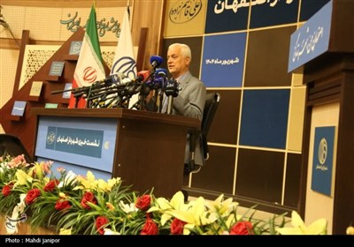نشست خبری قاسم‌زاده