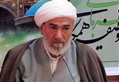 امام جمعه سنندج: وحدت حقیقی مسلمانان مانع حمله به سرزمین‌های اسلامی ‌می‌شود