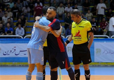 لک: حسن‌زاده غیرقانونی بازی کرد؛ بازی باید 3 بر صفر شود