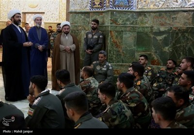 حضور فرماندهان و خلبانان هوانیروز اصفهان در حرم حضرت زینب(س)