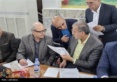 برگزاری میز خدمت در قشم با حضور نمایندگان سه قوه در طبل قشم