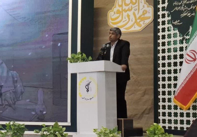 مشکلات کشور تنها با کار و تلاش جهادی حل خواهد شد