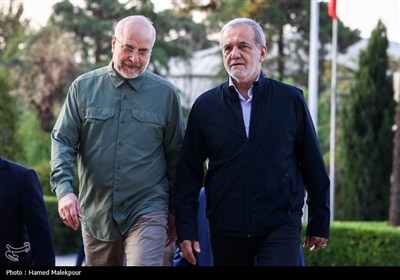 تیتر: جلسه غیر علنی مجلس با حضور رئیس‌جمهور و اعضای هیئت دولت