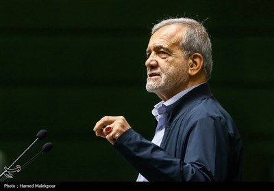 تیتر: جلسه غیر علنی مجلس با حضور رئیس‌جمهور و اعضای هیئت دولت