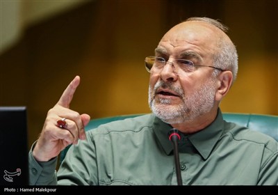 تیتر: جلسه غیر علنی مجلس با حضور رئیس‌جمهور و اعضای هیئت دولت
