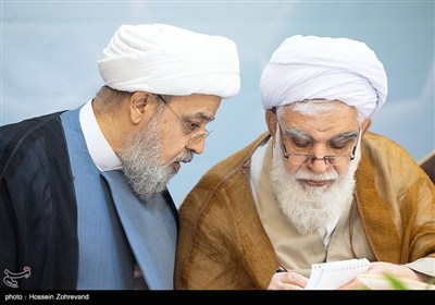 محمدحسن اختری، دبیرکل سابق مجمع جهانی اهل‌بیت و حجت الاسلام حمید شهریاری، دبیرکل مجمع تقریب مذاهب اسلامی 