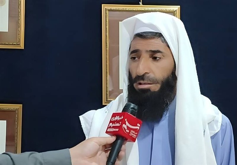 مولوی کرد: وحدت رمز پیروزی و پیشرفت است/تفرقه‌افکنان ایادی استکبار+فیلم