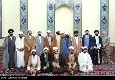 جشن و عمامه گذاری طلاب در روز میلاد پیامبر اکرم(ص) و امام جعفر صادق(ع) - قم