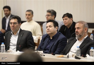 دیدار صمیمی سرمایه‌داران اردبیلی با رئیس‌جمهور پزشکیان