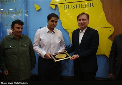 تجلیل استاندار بوشهر از افتخارآفرینان آموزشی استان