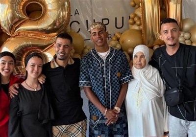بارسلونا،اسپانيا،يامال،مادرم،بازي،پدرم،وقت،جوان،تيم،مادربزرگ ...