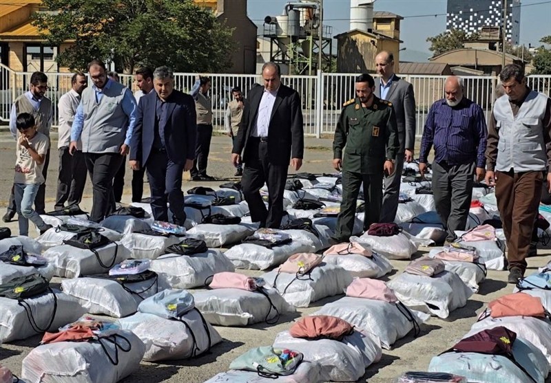 پویش ملی «مهر علوی» با توزیع نوشت‌افزار در آذربایجان شرقی برگزار شد