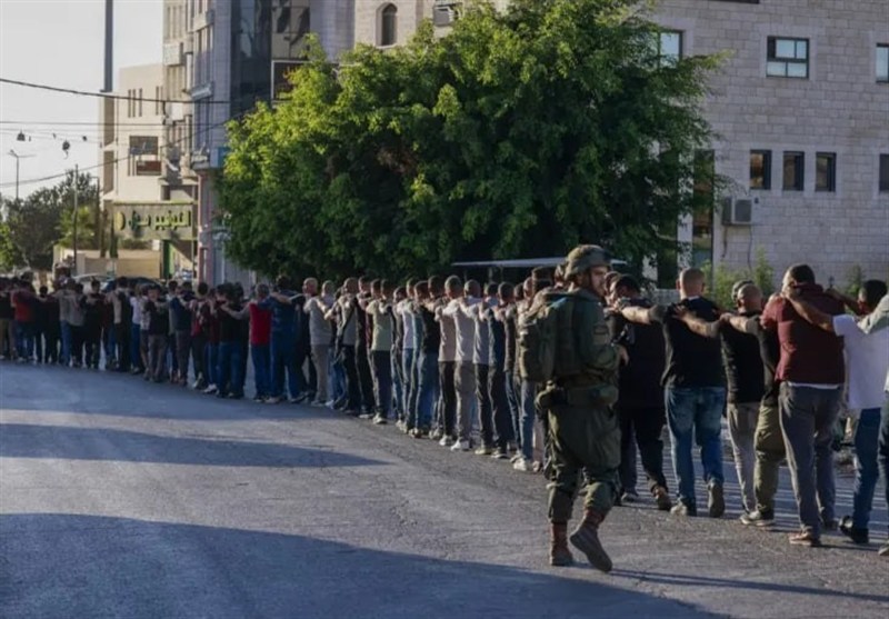 Israeli Army Imposes Siege on Tulkarem Amid Mass Arrests, Expulsions