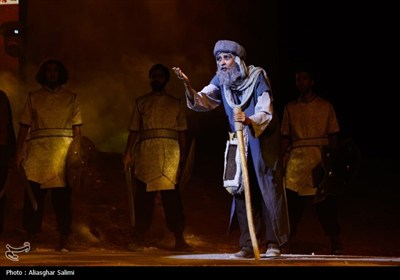تئاتر میدانی سرزمین خورشید