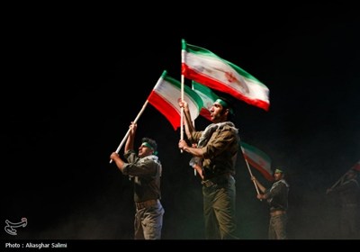 تئاتر میدانی سرزمین خورشید