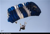 Skydiving Competition Held in Iran